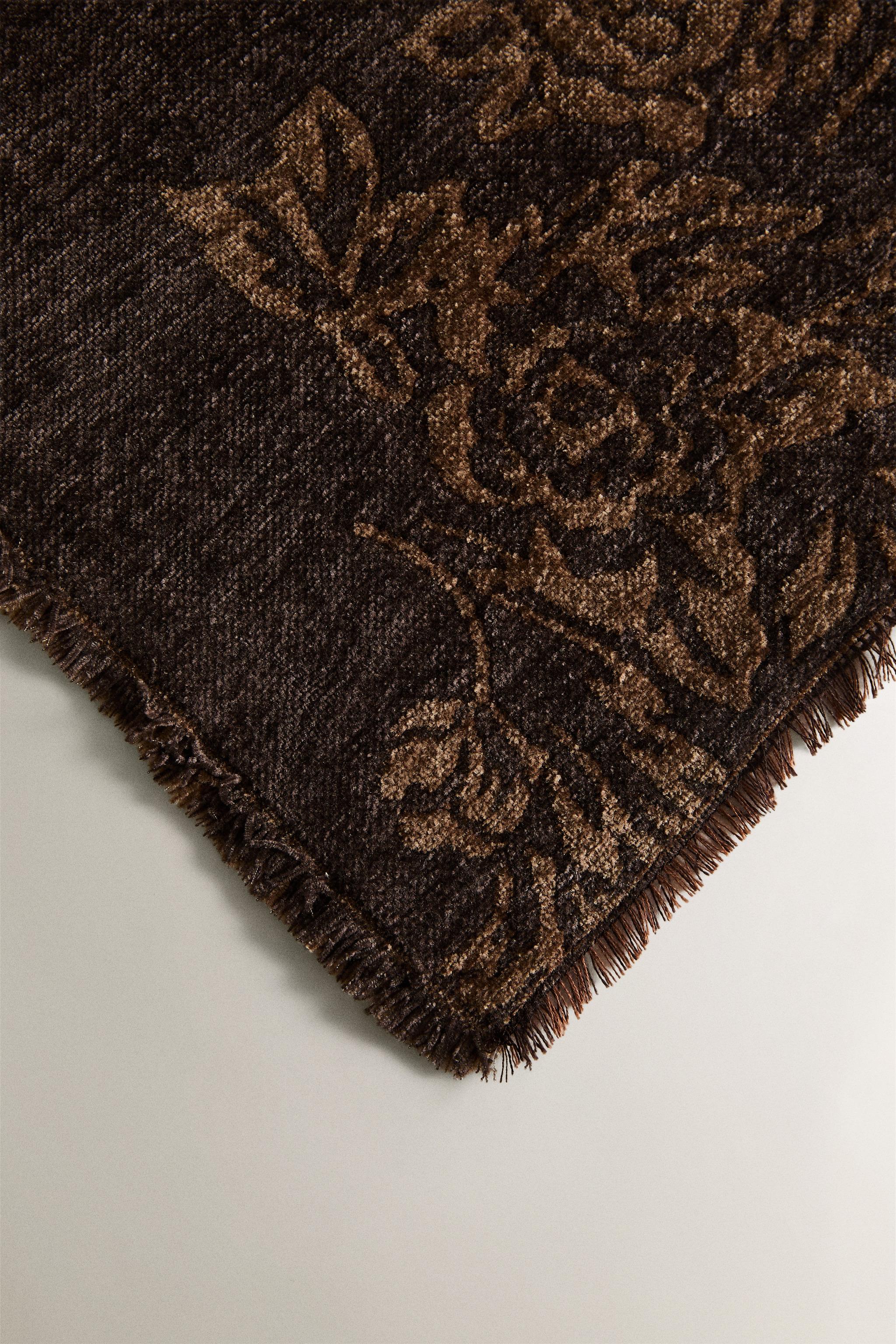 COUVERTURE CHENILLE JACQUARD